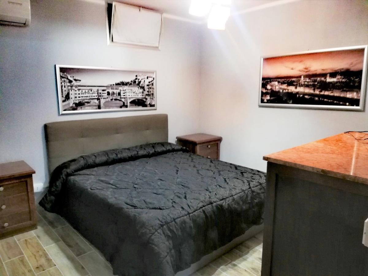 La Taverna Appartamento Scala A Chiocciola 福洛尼卡 外观 照片